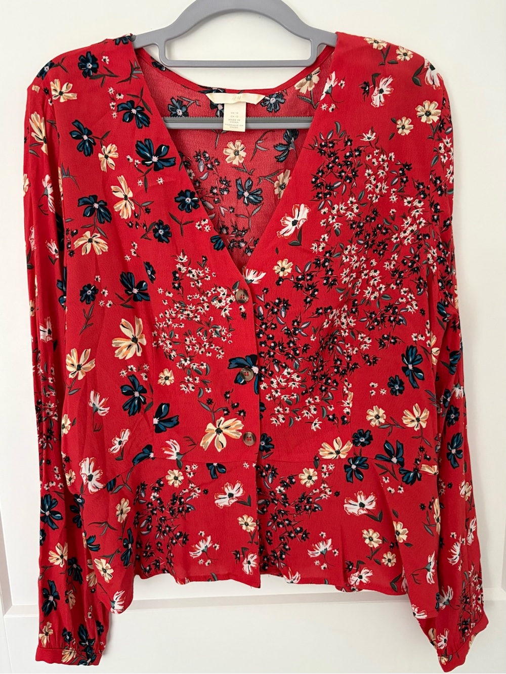 H&M Red Floral V-Neck Peplum Blouse Long Sleeve Top - Size 12